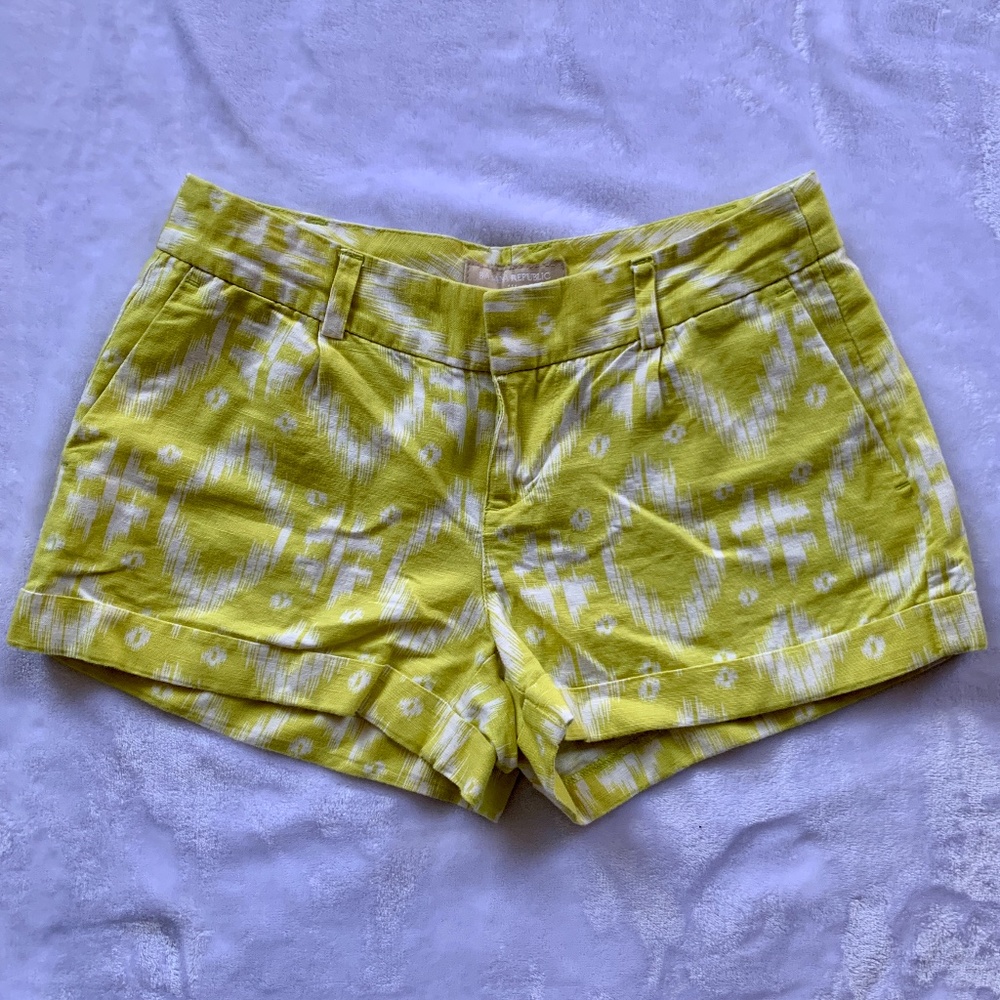 Banana Republic Printed Shorts Size 0